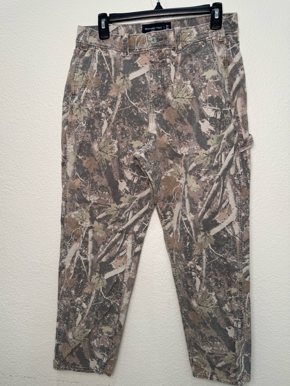 Abercrombie Fitch Mens 31x30 Camo Carpenter Pants Athletic Loose Workwear